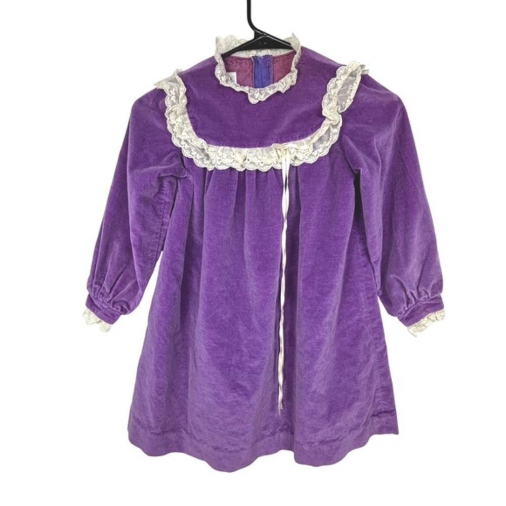 Vintage Nicole by Dorissa International Girls Purple Velvet‎ Lace Trim Dress